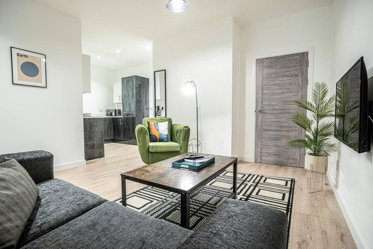 Two Bedroom - Central Peterborough Apartment - Bayard Apartments Ngoại thất bức ảnh